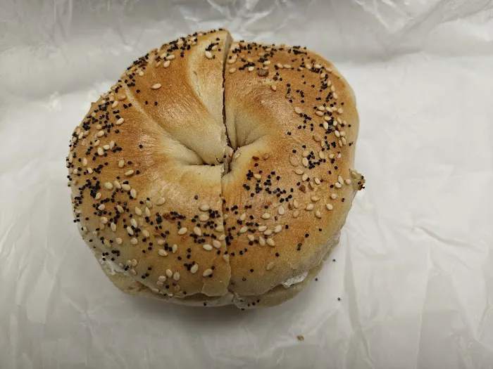 Bagels Unlimited Picture 1