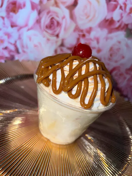 Pink cakery Picture 4