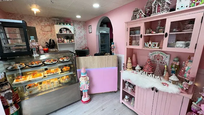 Pink cakery Picture 9