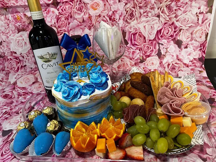 Pink cakery Picture 6