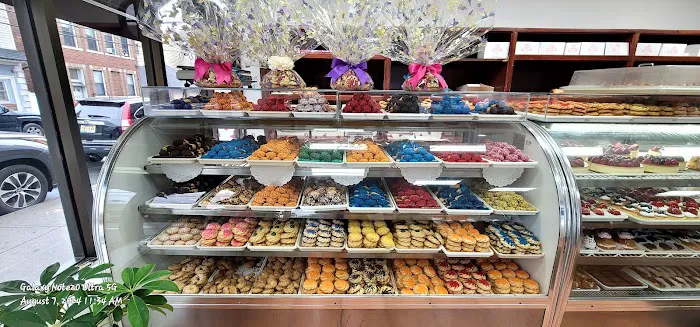 New Venice Bakery Picture 2