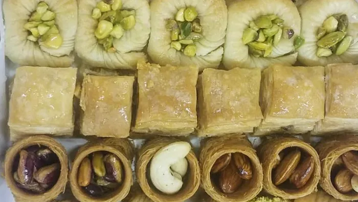 Alhamadanya Sweets Picture 9