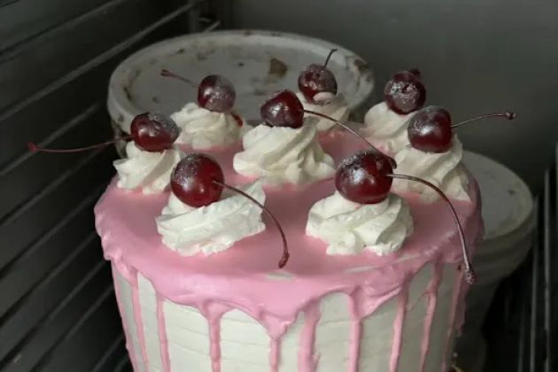 Lakeview Bakery