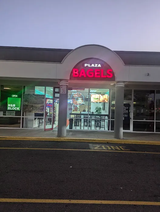 Plaza Bagels & Deli Picture 6