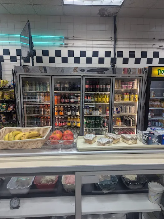 Plaza Bagels & Deli Picture 10