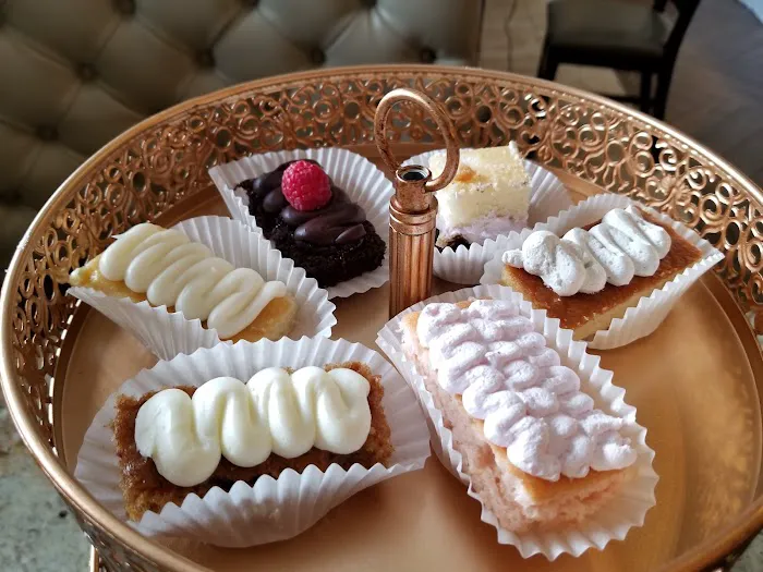 Palermo Custom Cakes & Bakery Picture 2