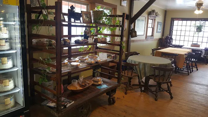 Grandma Miller's Pies & Pastries Picture 6