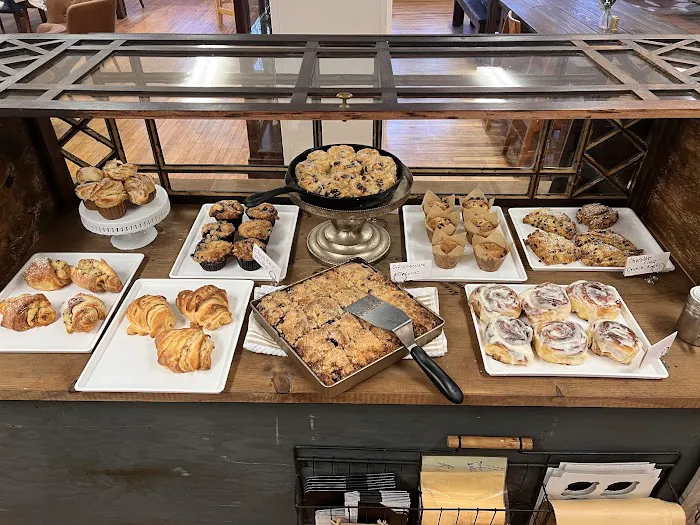 Mercantile on Main (M.o.Ms) Picture 6