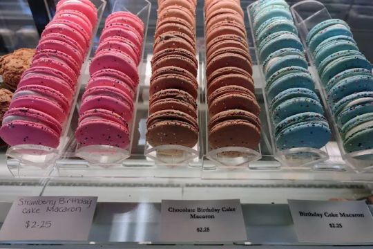 Different Blend Bakery