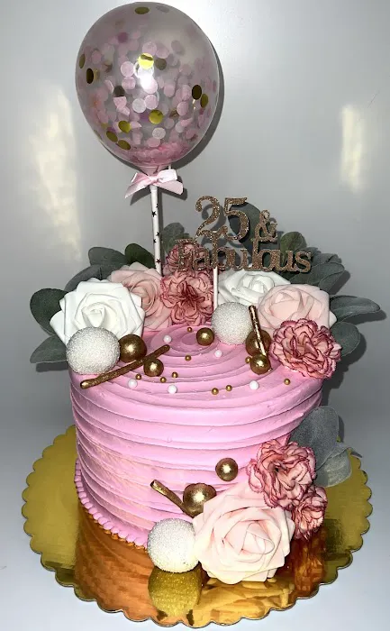 Tiffany's Custom Cakes Picture 2