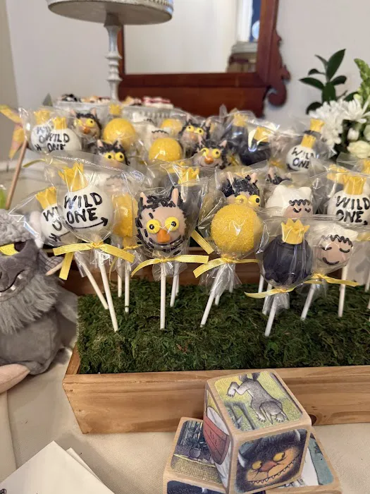 Tiffany's Custom Cakes Picture 6