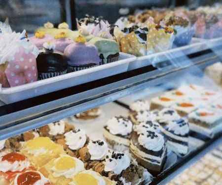 Annie’s Bakery & Cafe