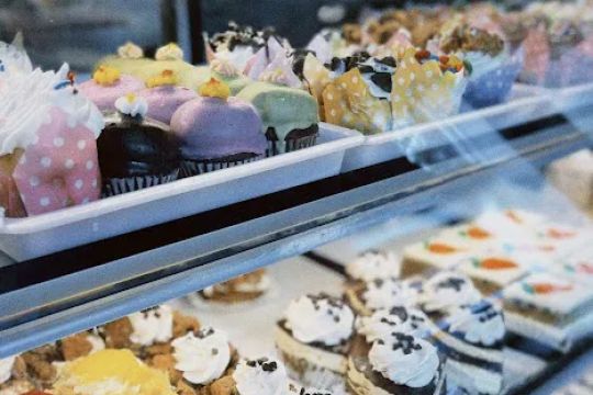 Annieu2019s Bakery & Cafe