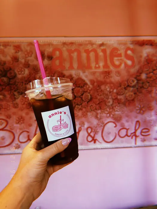 Annie’s Bakery & Cafe Picture 7