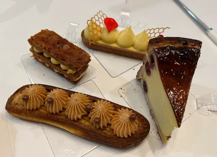 CRÉMEUX French Pâtisserie Picture 7