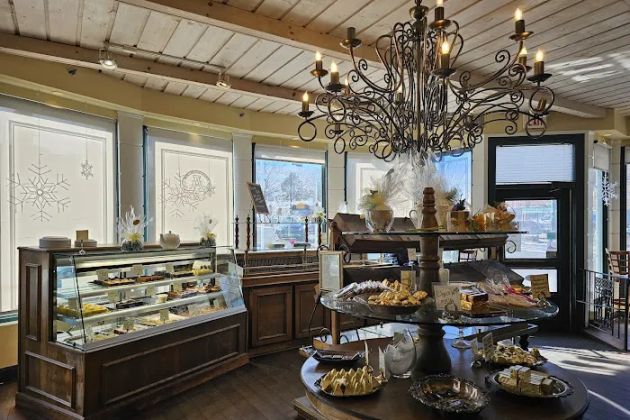 Athan's Bakery & Cafe