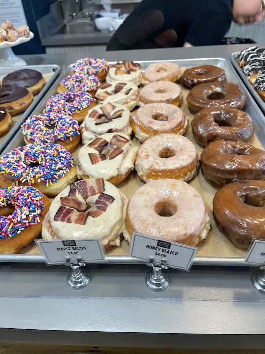 Union Square Donuts Picture 2