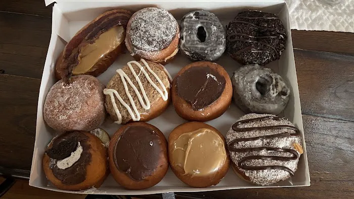 Brothers Donuts & Deli Shop Picture 6