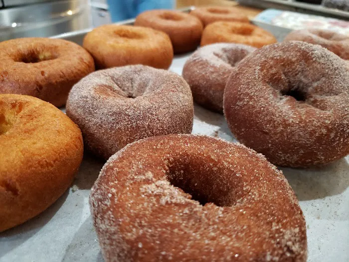 Vermont Apple Pies Bakery Picture 7