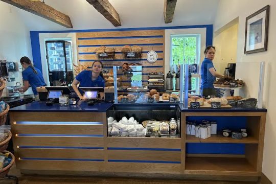 Blue Loon Bakery