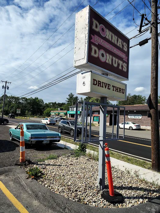 Donna's Donuts Picture 8