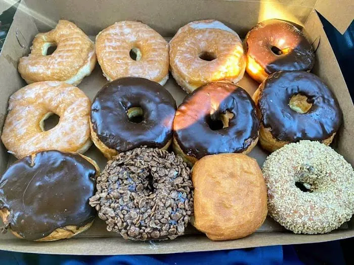 Donna's Donuts Picture 3