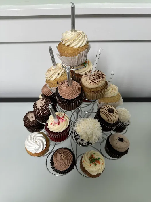 Little Delights Bakery Picture 6