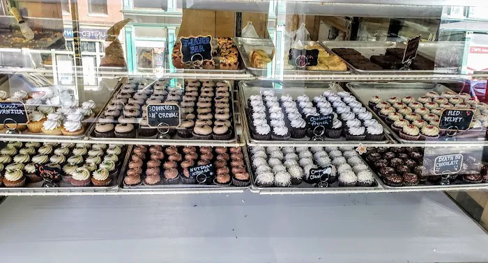 Little Delights Bakery Picture 5