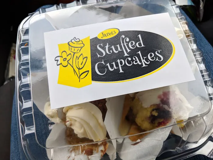 Jarets Stuffed Cupcakes Picture 7