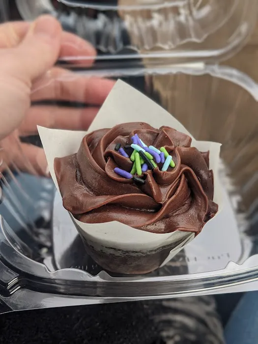 Jarets Stuffed Cupcakes Picture 6