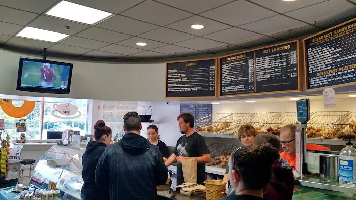 Bagels On the Hill Picture 8