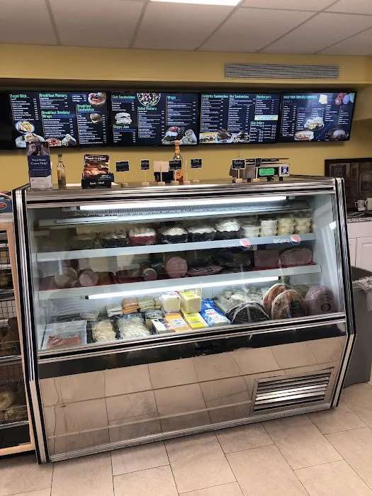 Pop’s Bagel Shop Picture 6