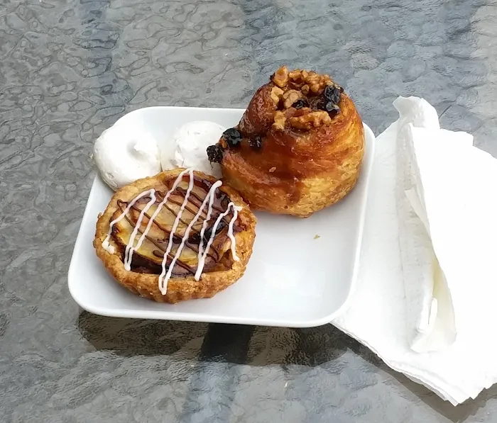 Jean-Claude's Patisserie Picture 10