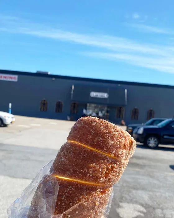Gold Star Chimney Cakes Picture 1