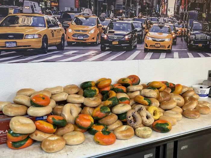 Gotta Get a Bagel! Picture 6