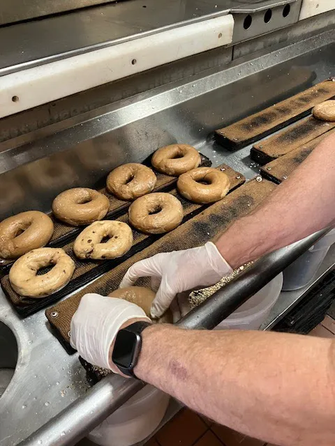 Gotta Get a Bagel! Picture 2