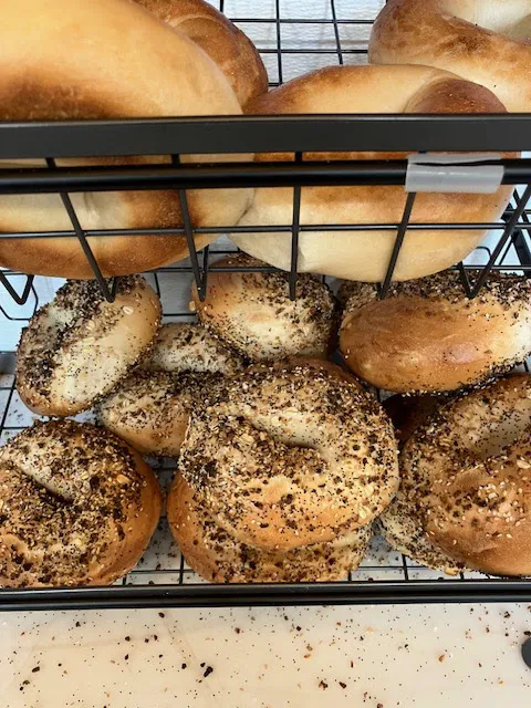 Gotta Get a Bagel! Picture 1