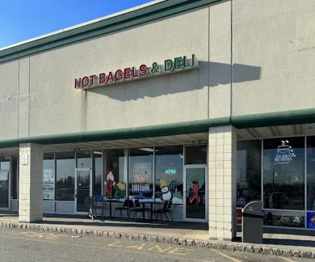 Hot Bagels & Deli