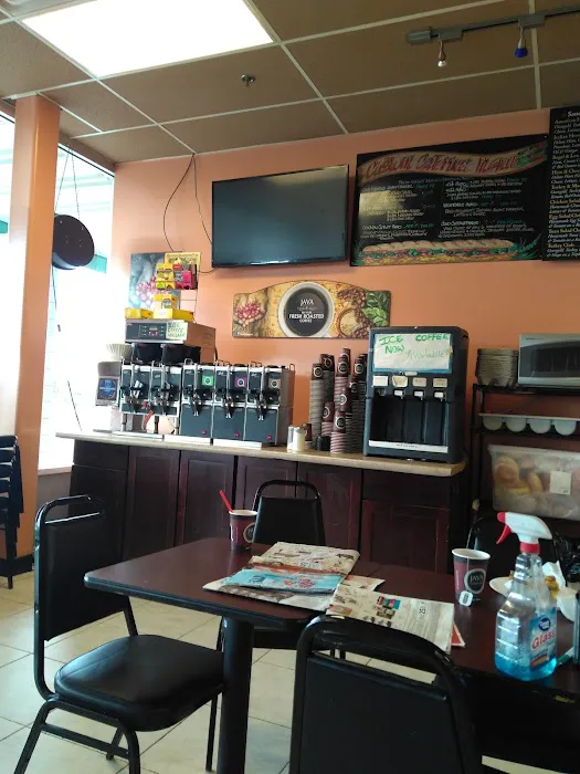 Hot Bagels & Deli Picture 9