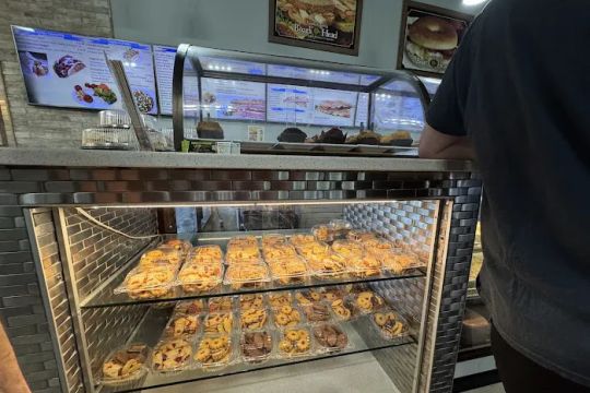 Howard's Bagels