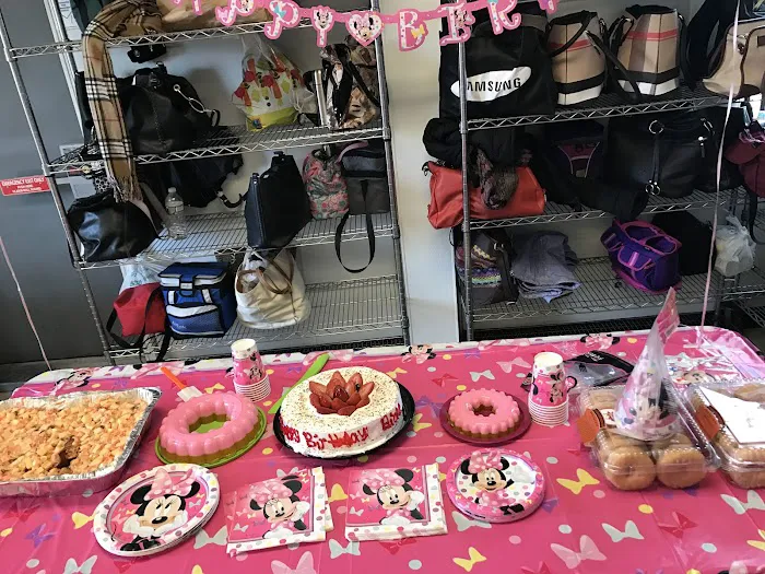 David's Cookies Facility Picture 1