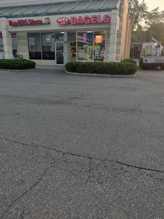 Sam's Bagel & Deli Picture 5