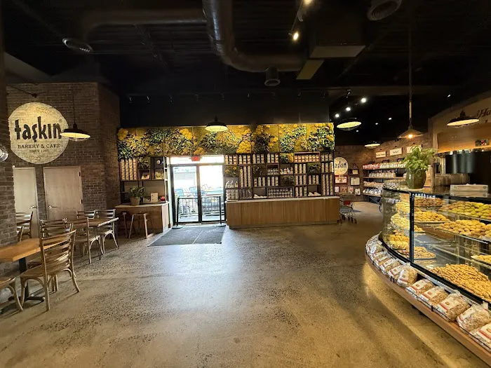 Taskin Bakery & Cafe Picture 1