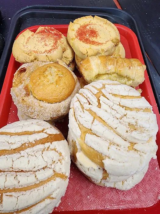 La Jarochita Bakery Picture 6