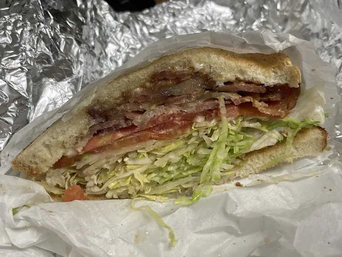 Lakeview Bagel & Deli Picture 2