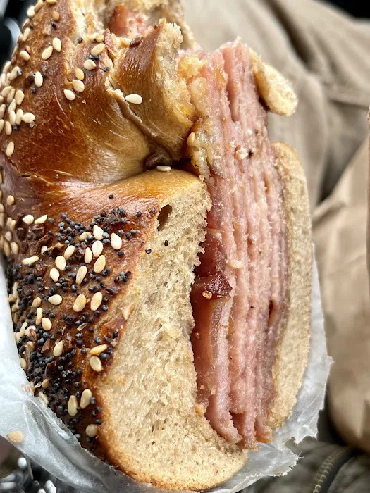 Lakeview Bagel & Deli Picture 7