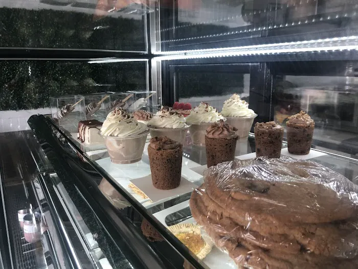 SugaMama Bakeshop Picture 2