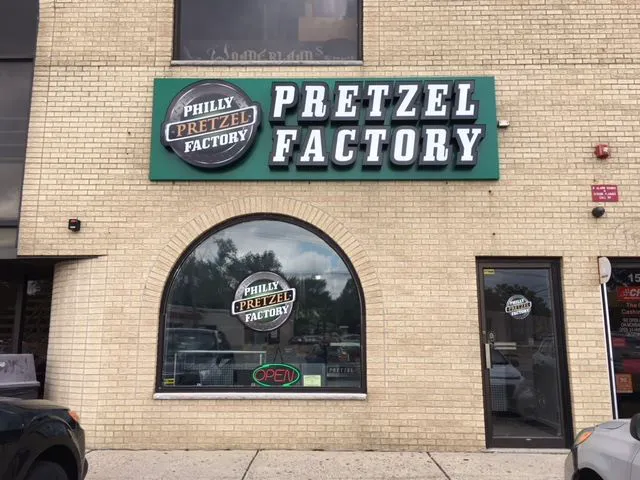 Philly Pretzel Factory Picture 8