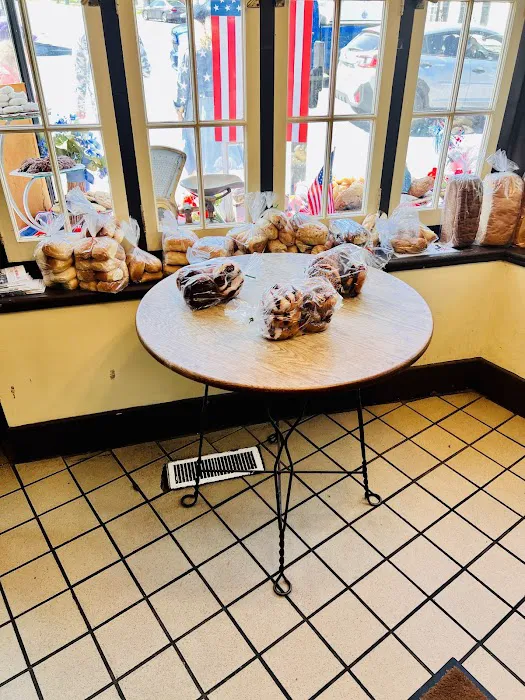 Schneider's Bakery Picture 5