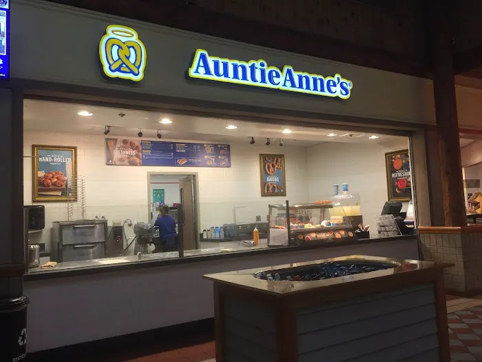 Auntie Anne's Picture 2
